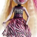 Papusa Enchantimals by Mattel Zadie Zebra cu figurina Ref