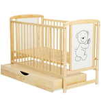 Patut din lemn Timmi 120x60 cm, Cu sertar cu capac, Din lemn de pin si mdf, Stabil si rezistent, Inaltime saltea reglabila pe 3 nivele, Laterala cu 3 bete detasabile, Natur + Saltea 10 cm