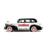 JADA SET MASINUTA METALICA CHEVROLET MASTER DELUXE 1939 SCARA 1:24 SI FIGURINA MR MONOPOLY