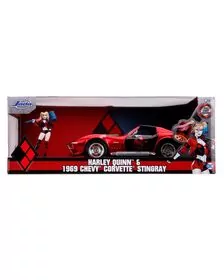 MASINUTA DIN METAL HARLEY QUINN 1969 CHEVY CORVETTE SCARA 1:24