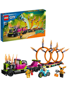 Set de construit - Lego City, Camion de Cascadorie si Provocarea Cercurilor de Foc  60357