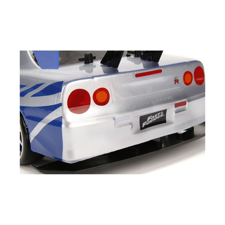 Masina Jada Toys Fast and Furious Nissan Skyline GTR Drift cu anvelope si telecomanda