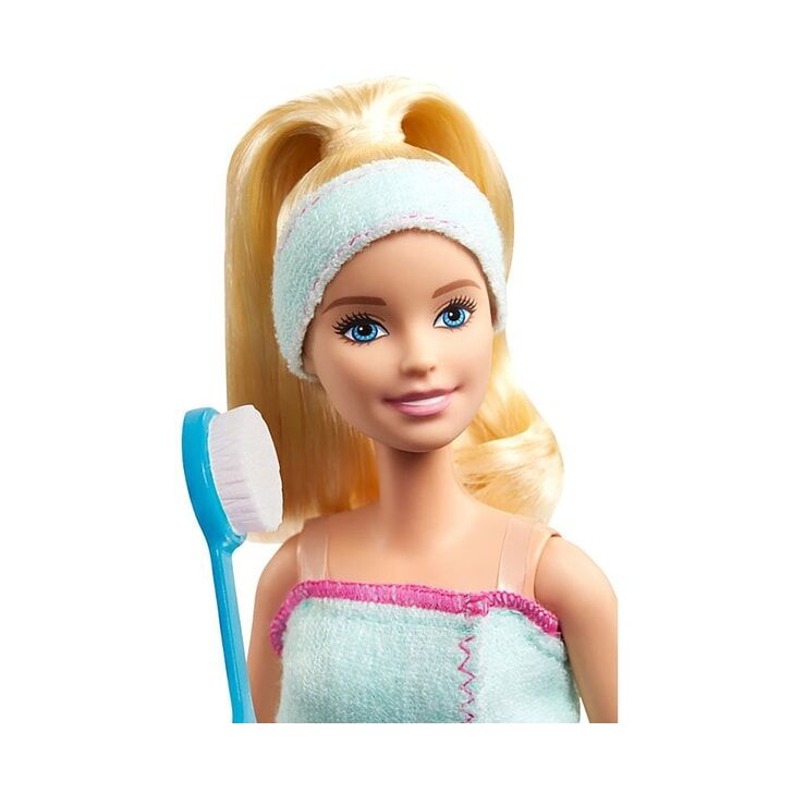 Set Barbie by Mattel Wellness and Fitness papusa cu figurina si accesorii GJG55