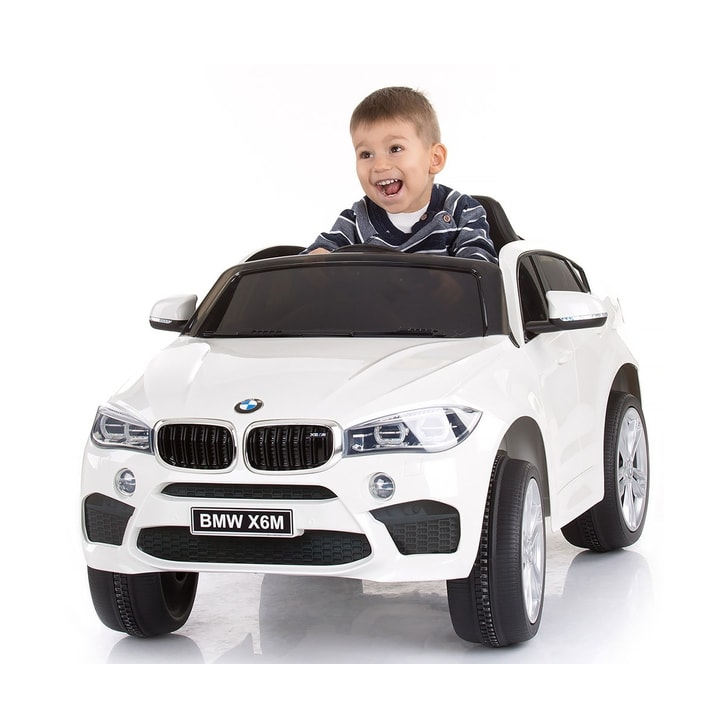 Masinuta electrica Chipolino BMW X6 white cu roti EVA