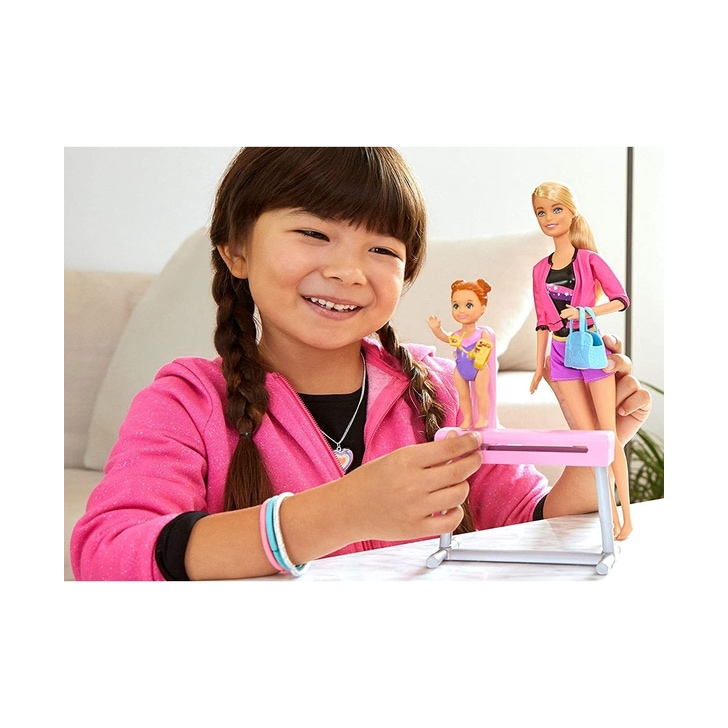 Set Barbie by Mattel I can be Sport 2 papusi cu accesorii FXP39