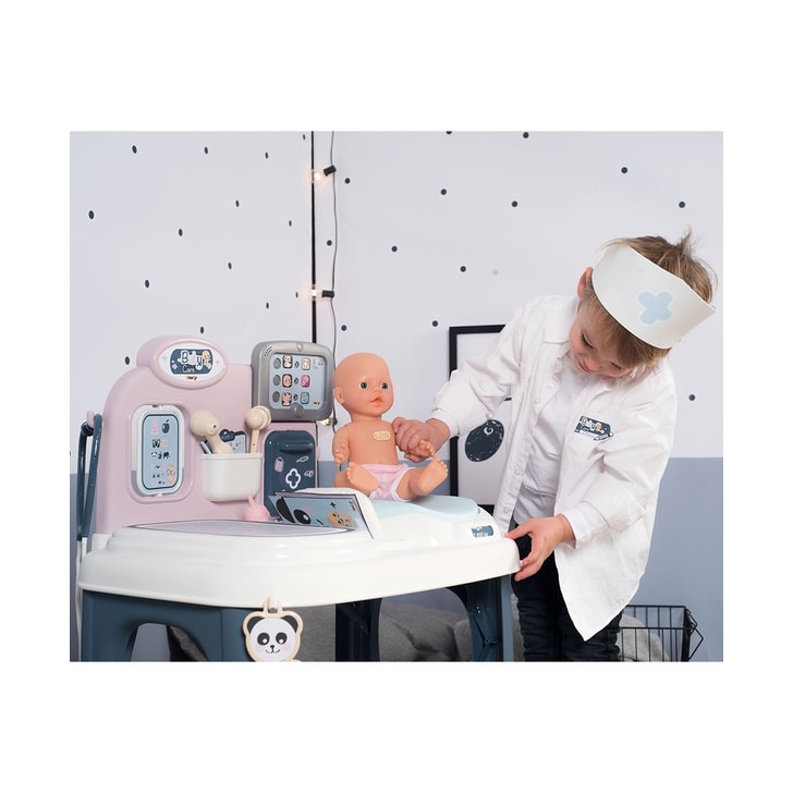 Centru de ingrijire pentru papusi Smoby Baby Care Center cu papusa si accesorii