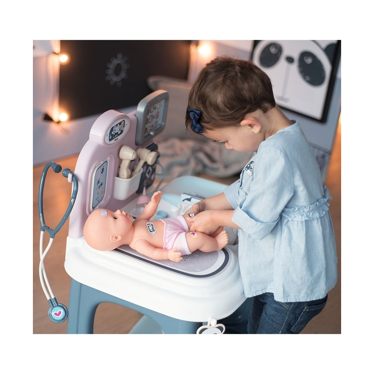 Centru de ingrijire pentru papusi Smoby Baby Care Center cu papusa si accesorii