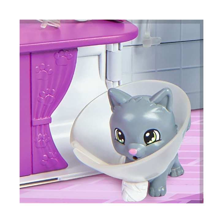 Set Simba Evi Love Doctor Evi 2 in 1 Vet Mobile masina cu papusa 12 cm si accesorii