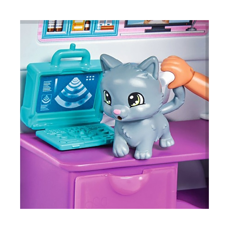Set Simba Evi Love Doctor Evi 2 in 1 Vet Mobile masina cu papusa 12 cm si accesorii