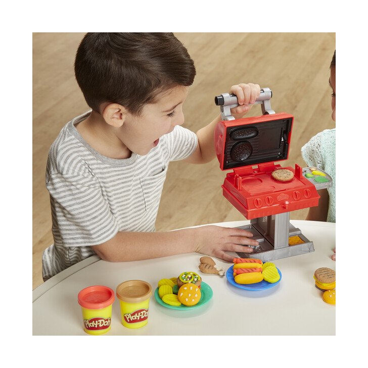 PLAY-DOH SET GRATAR CU FORME SI STAMPILE