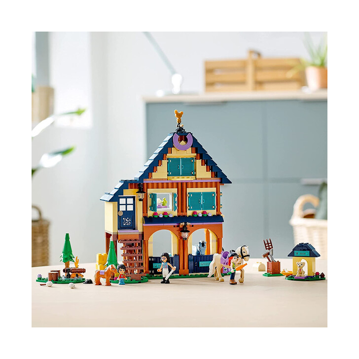 Set de construit -Lego Friends Centrul de Echitatie din Padure 41683
