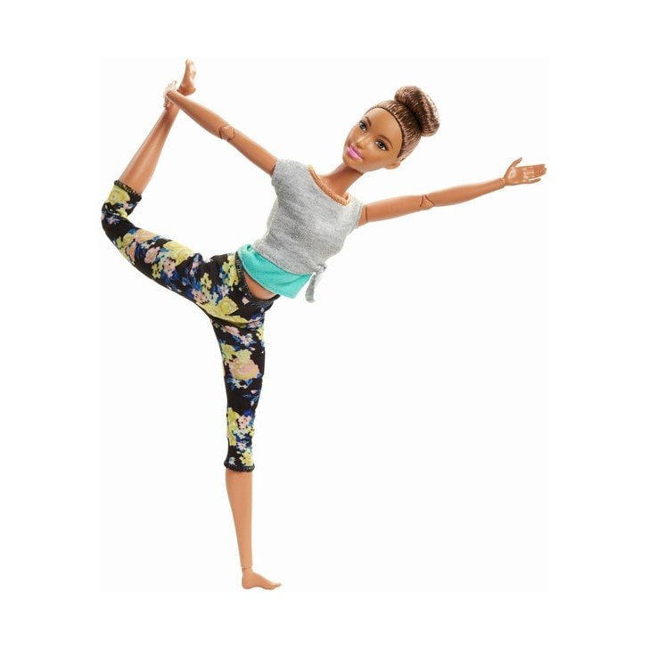 PAPUSA BARBIE MEREU IN MISCARE YOGA STYLE