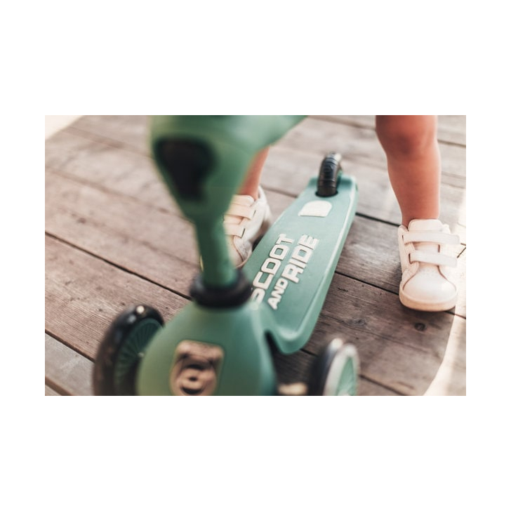 Trotineta copii cu sezut, transformabila 2in1, HighwayKick 1 Forest, 1-5 ani, pana la 50 kg, Scoot Ride