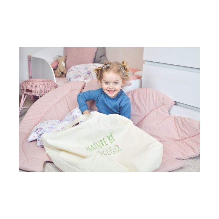 Covoras de joaca termic Frunza Pure Salvia 150x105x5cm, pliabil, bumbac 100% si umplutura antialergica BabySoft , protectie impotriva loviturilor