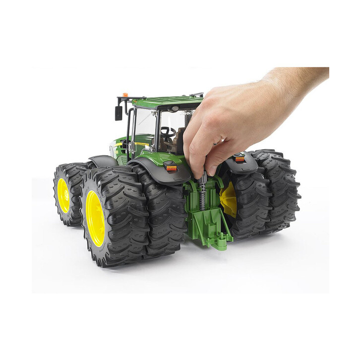 BRUDER - TRACTOR JOHN DEERE 7930 CU ROTI DUBLE