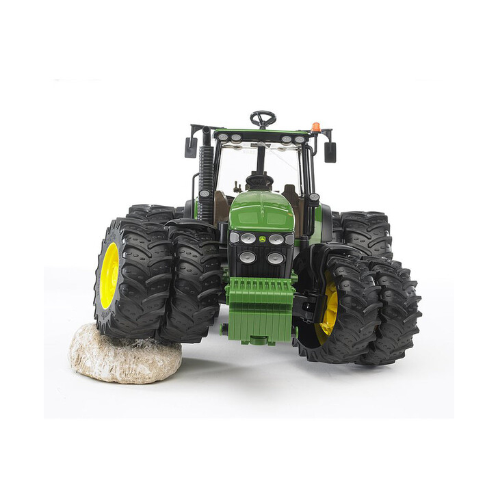 BRUDER - TRACTOR JOHN DEERE 7930 CU ROTI DUBLE