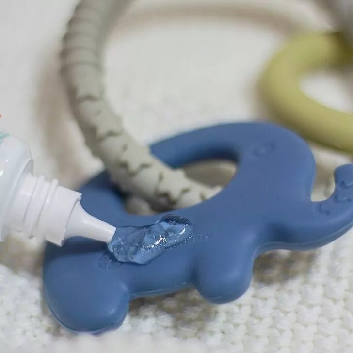 Petite&Mars - Jucarie de dentitie Elefant, Din silicon fara BPA, Racire in frigider, Albastru