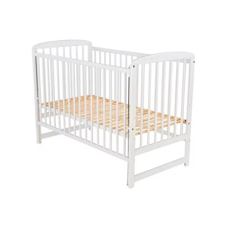 Patut din lemn Ola 120x60 cm, Cu laterala culisanta, Din lemn de pin, Stabil si rezistent, Inaltime saltea reglabila pe 3 nivele, Laterala cu 3 bete detasabile, Alb + Saltea 8 cm